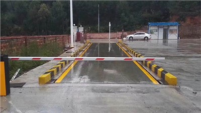 鑫鑫為您解答：60t電子汽車(chē)衡接通儀表后，顯示負(fù)超載？